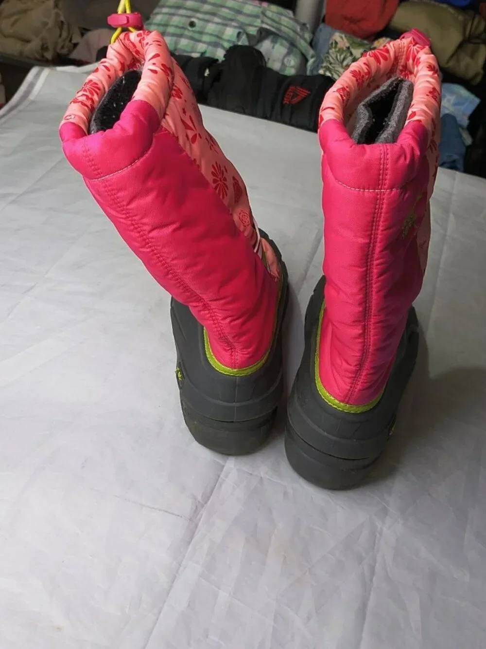 Sorel Boots Girls Youth Pink Floral Rubber Slip On Winter Snow Boots size 7